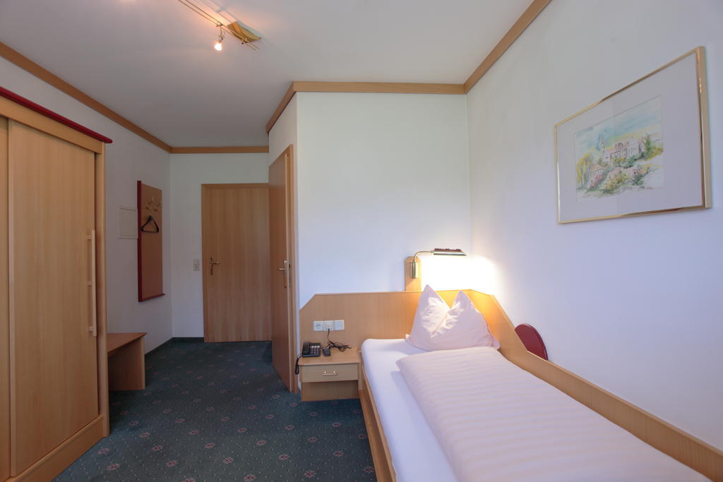 Gaestehaus Thomahan Фризах Номер фото