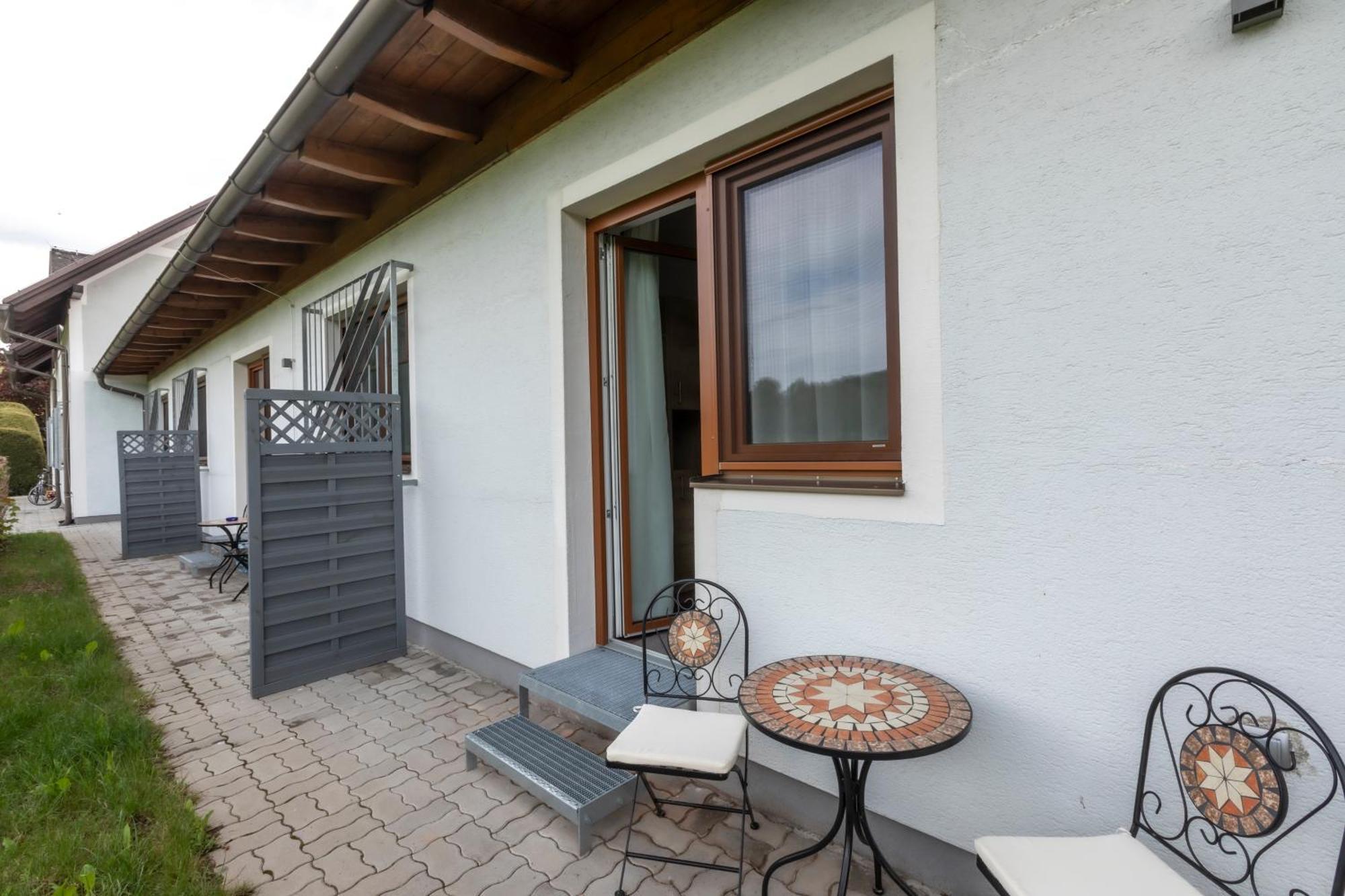 Gaestehaus Thomahan Фризах Экстерьер фото